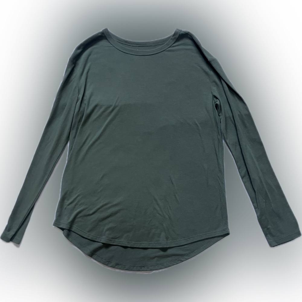 NWOT SO Green Long Sleeve Shirt Women’s Size M